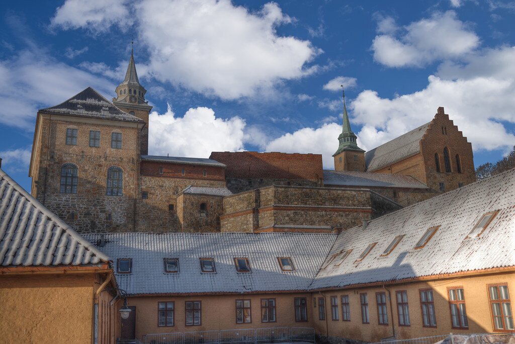 Side Image 3